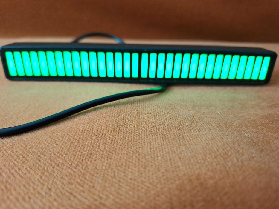 Bara cu 32 leduri, lumina ambientala, USB-C, 18 moduri de iluminare