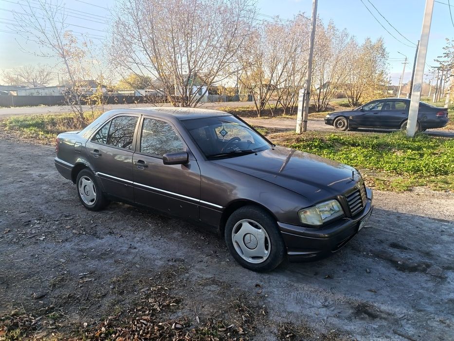 Продам Мерседес на бодром ходу