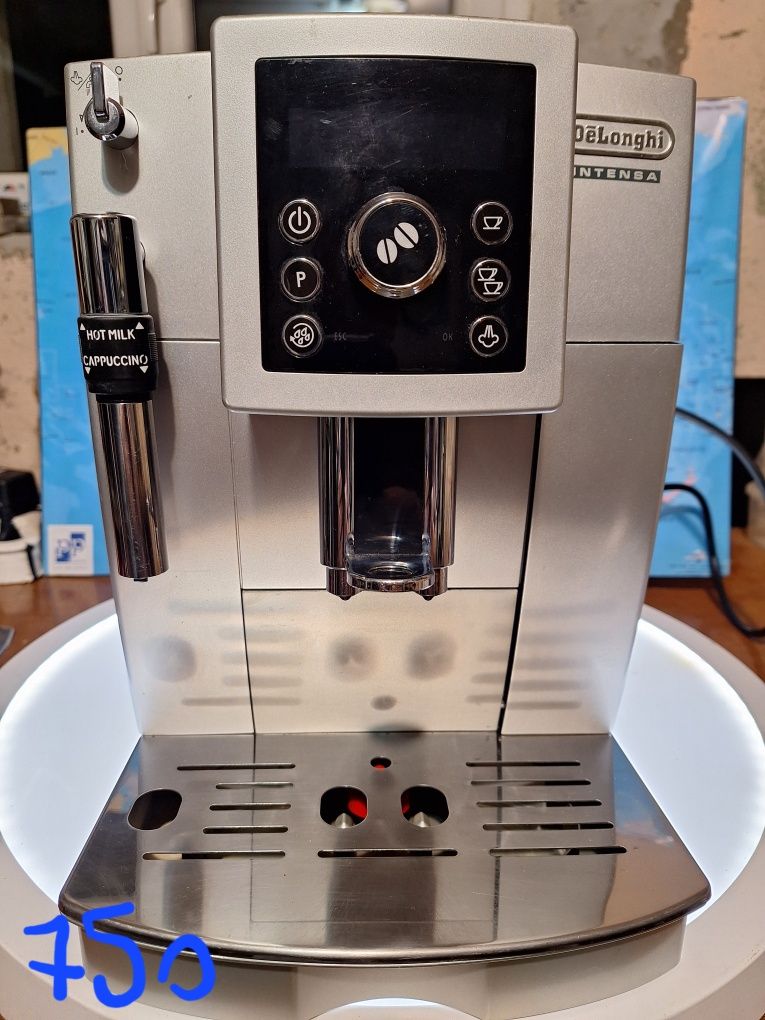 Vand espressoare automate