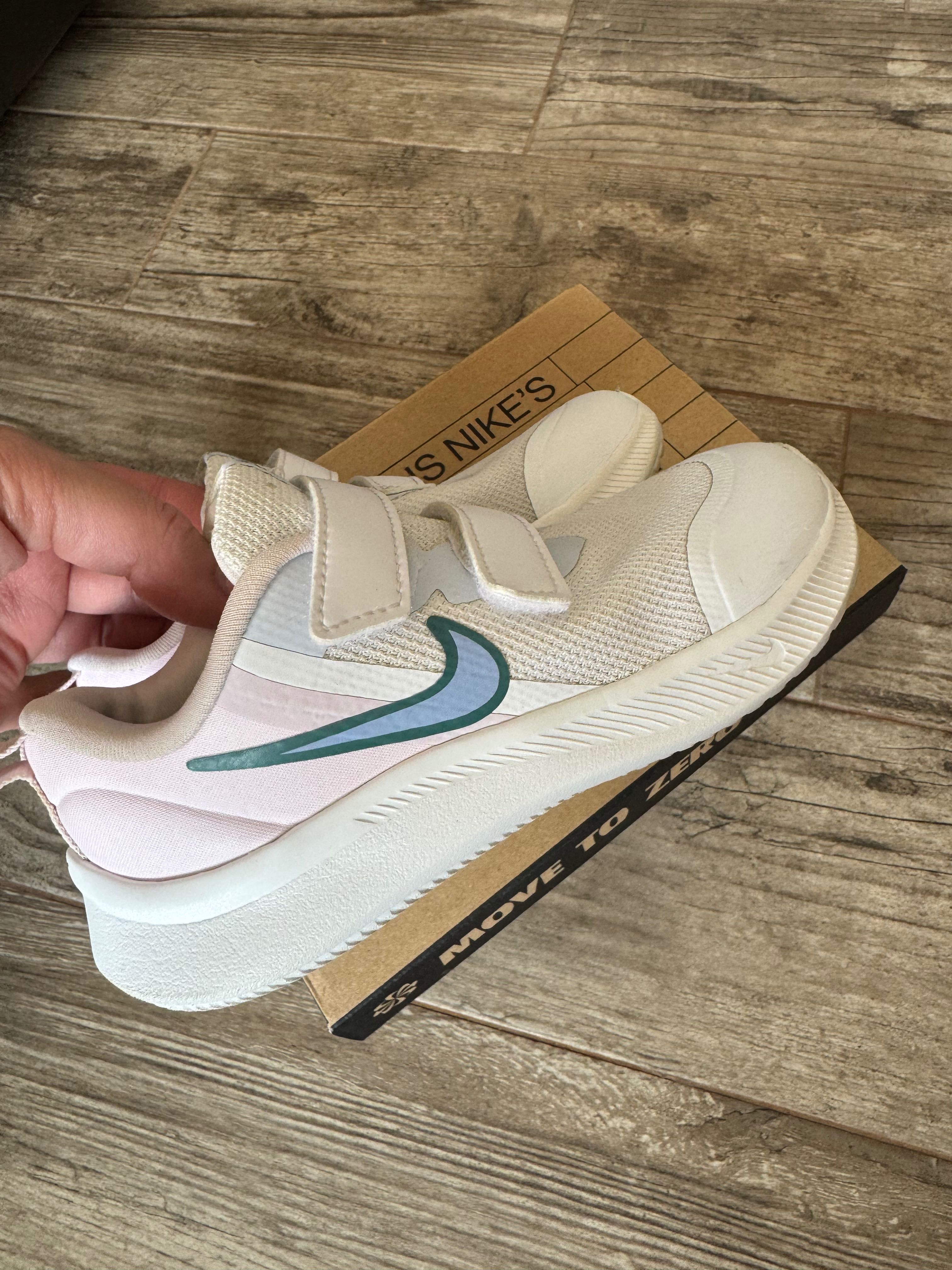 Маратонки Nike 26 размер