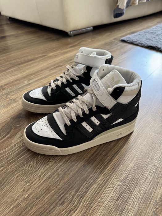 Vând Adidas Forum 84 HI W