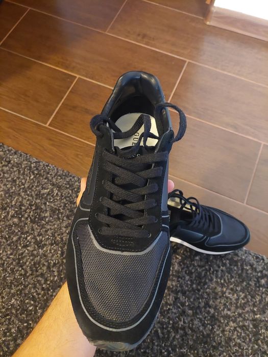 Sneakers barbati Guess Tommy New Balance Nike Adidas