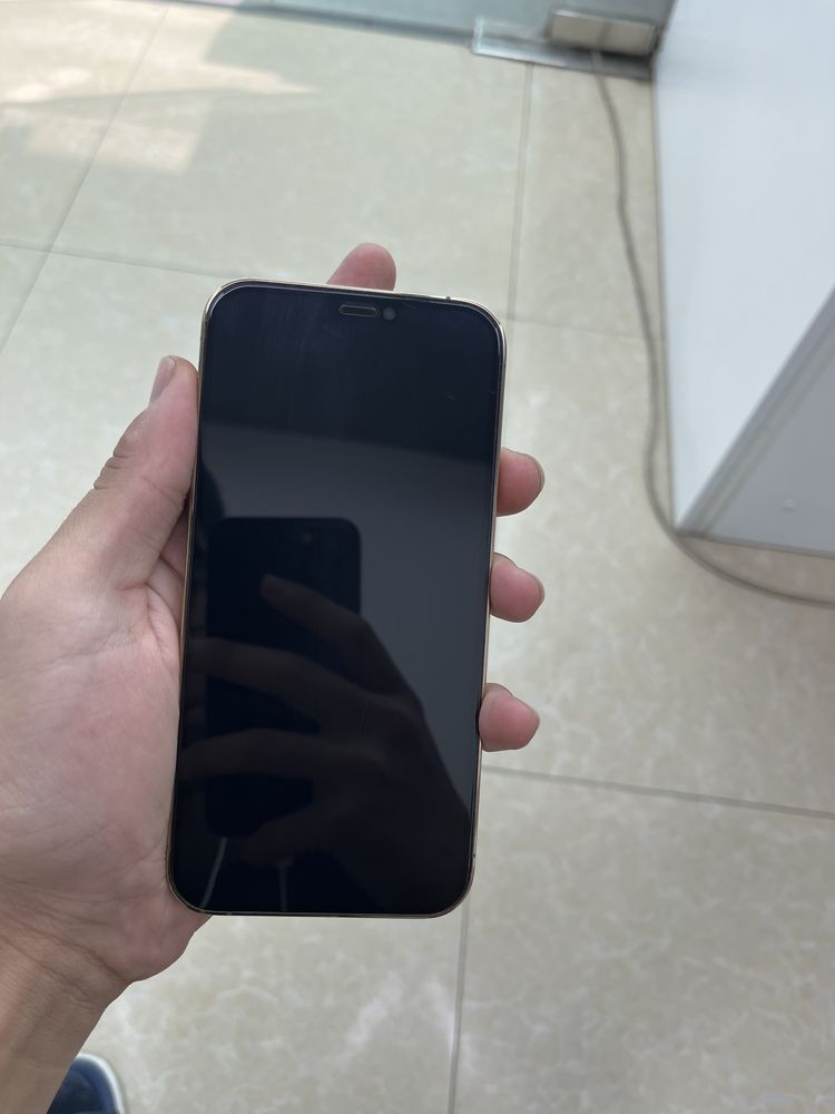 iphone 12 pro.