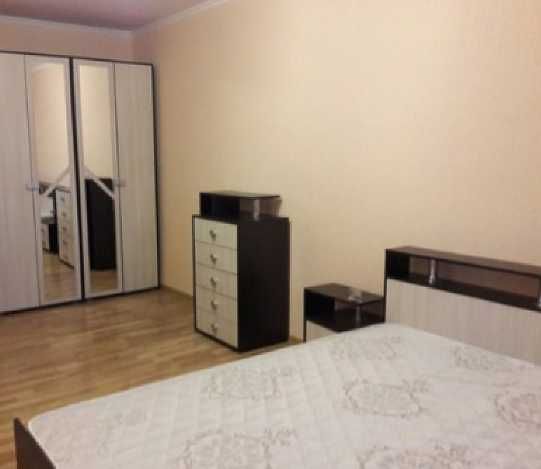 Дава се под наем Едностаен апартамент в Пловдив, Старият град - 40 кв.м за 178.5 € - Снимка #1