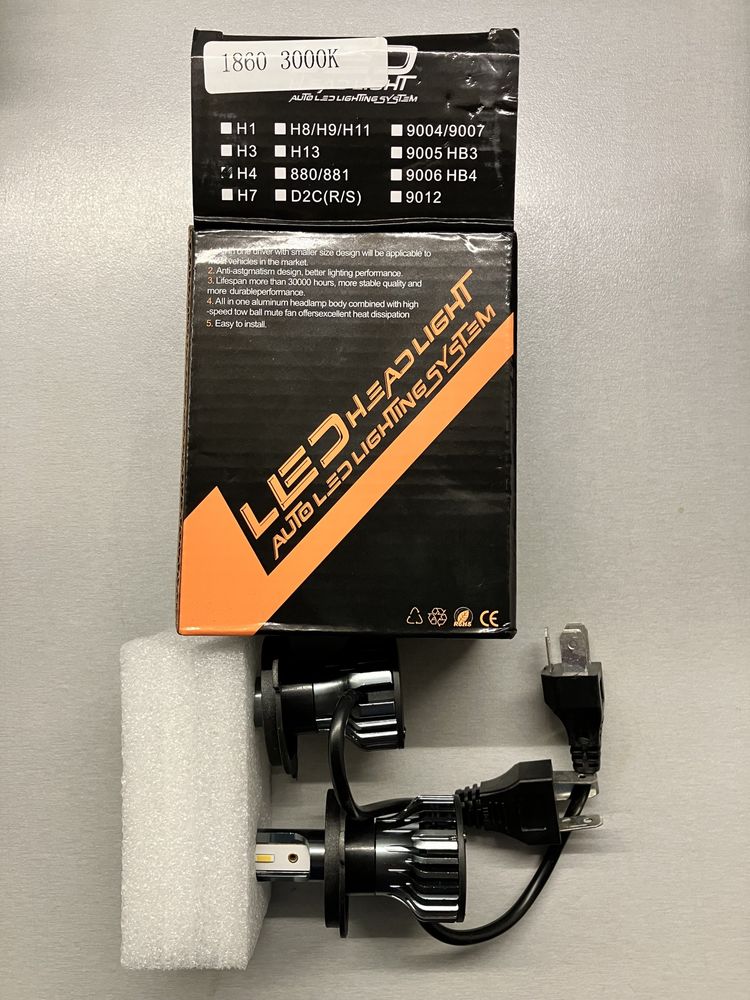 Becuri LED H4 auto moto