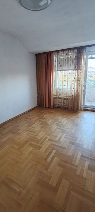 Тристаен мезонет под наем в кв. Лозенец, до УАСГ