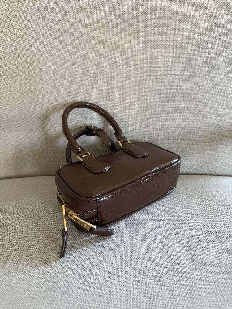 Geanta Miu Miu stoc