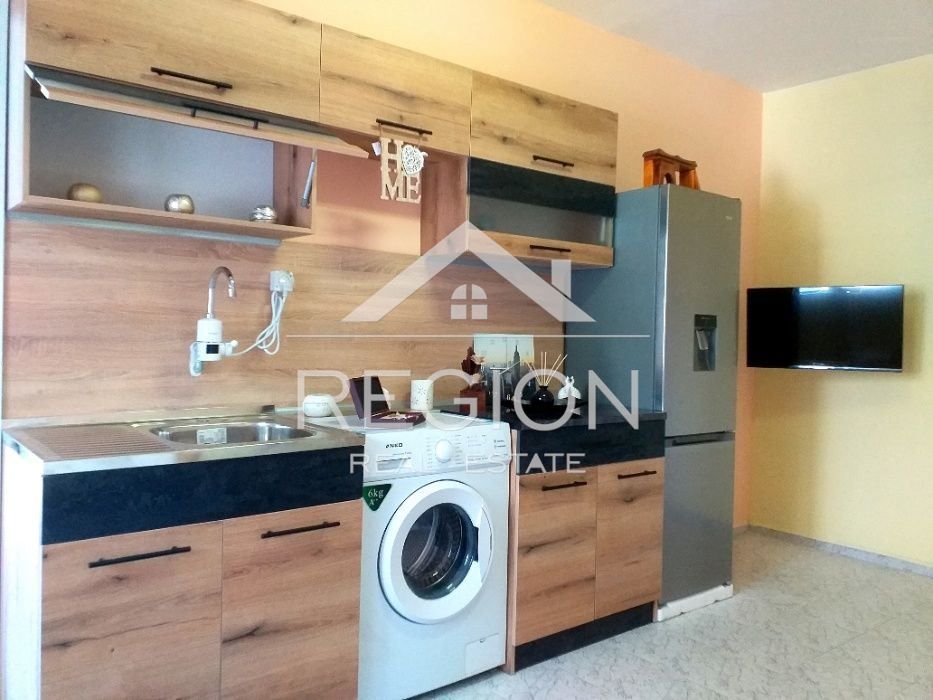 Дава се под наем Двустаен апартамент в Варна, ХЕИ - 58 кв.м за 402.9 € - Снимка #1