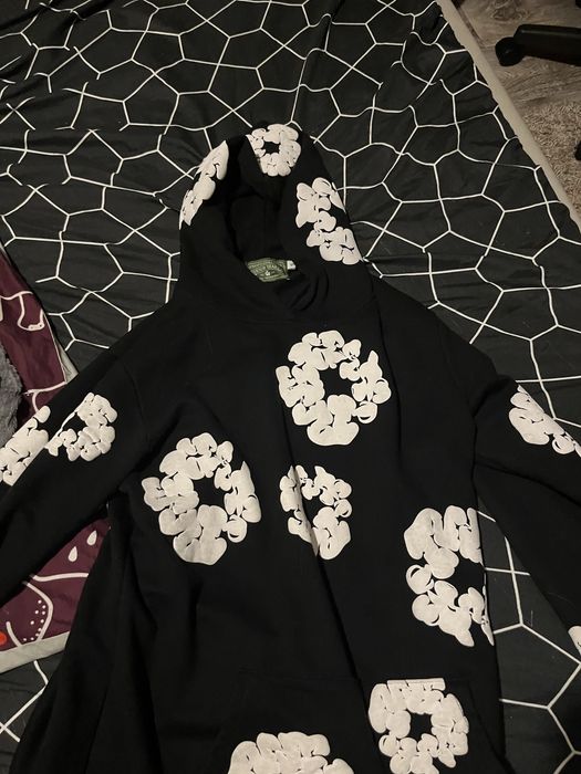 деним тирс новая 2 месяца