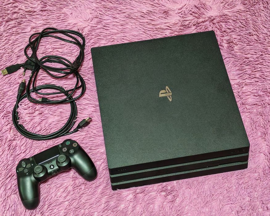 PlayStation 4 pro 1Tb