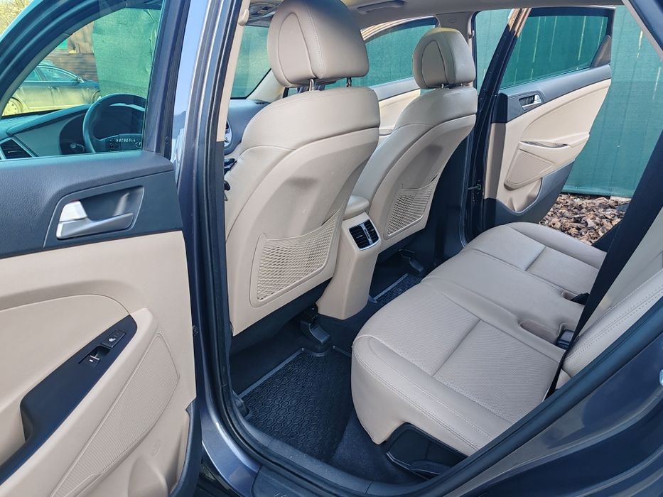 Hyundai Tucson Luxury Lane Passion Extra FuuL