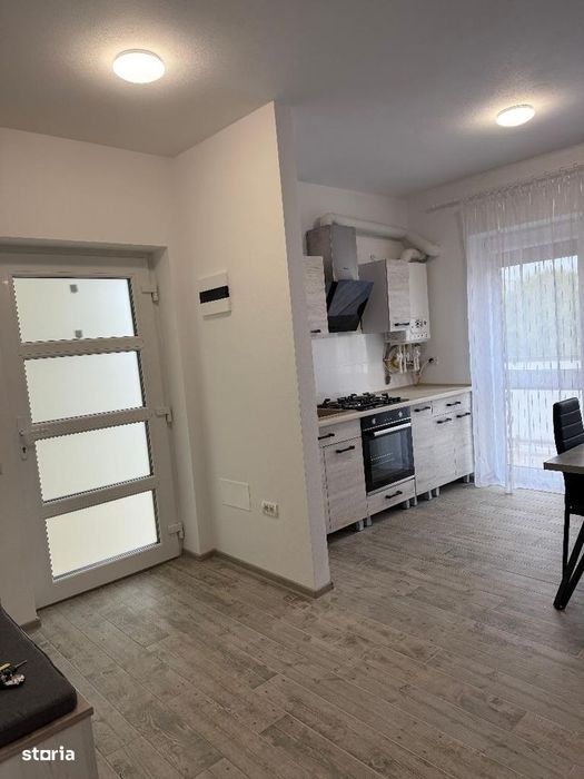 De vanzare Apartament 3 camere, Bloc Tip Vila, zona Ultracentrala.