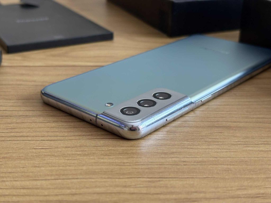 Бартер  Samsung S21 plus 5g 256gb silver