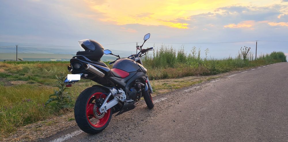 Suzuki GSR 600 Yoshimura