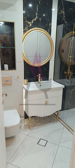 Дава се под наем Тристаен апартамент в Варна, м-т Св. Никола - 125 кв.м за 1500 € - Снимка #6