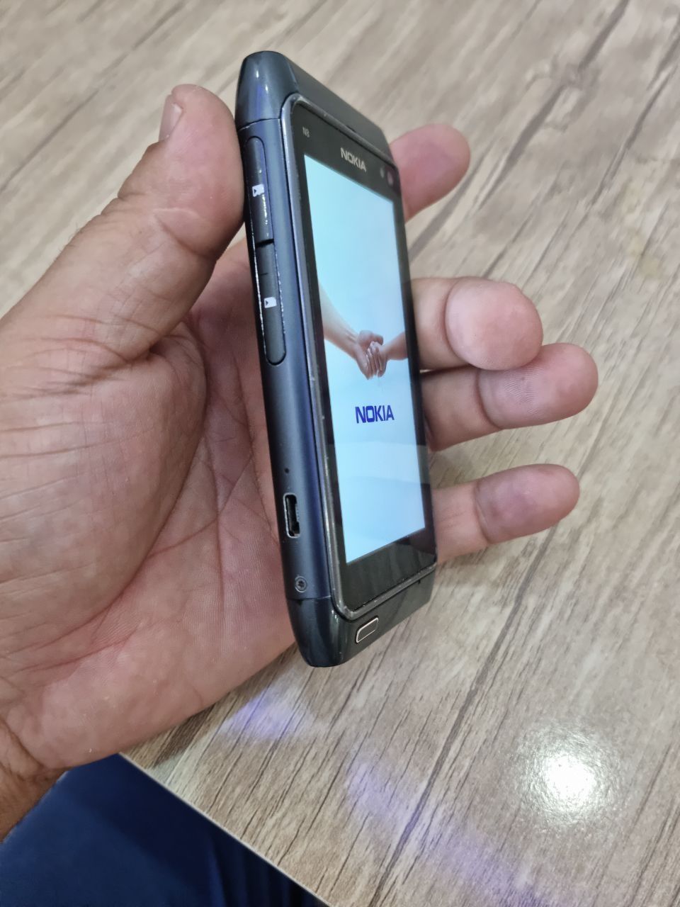 Nokia N-8 оригинал