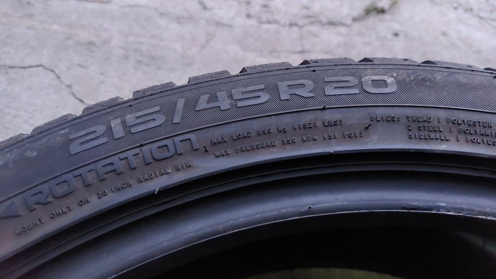 Зимна гума 215/45/20 Nokian един брой