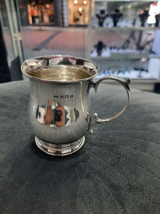 Английска Сребърна чаша