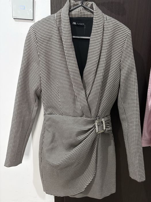 Зимна рокля Zara