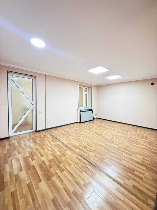 Муқимий. 4\2\4. Кирпич. Метро Новза. 100м2. Идет ремонт. TL