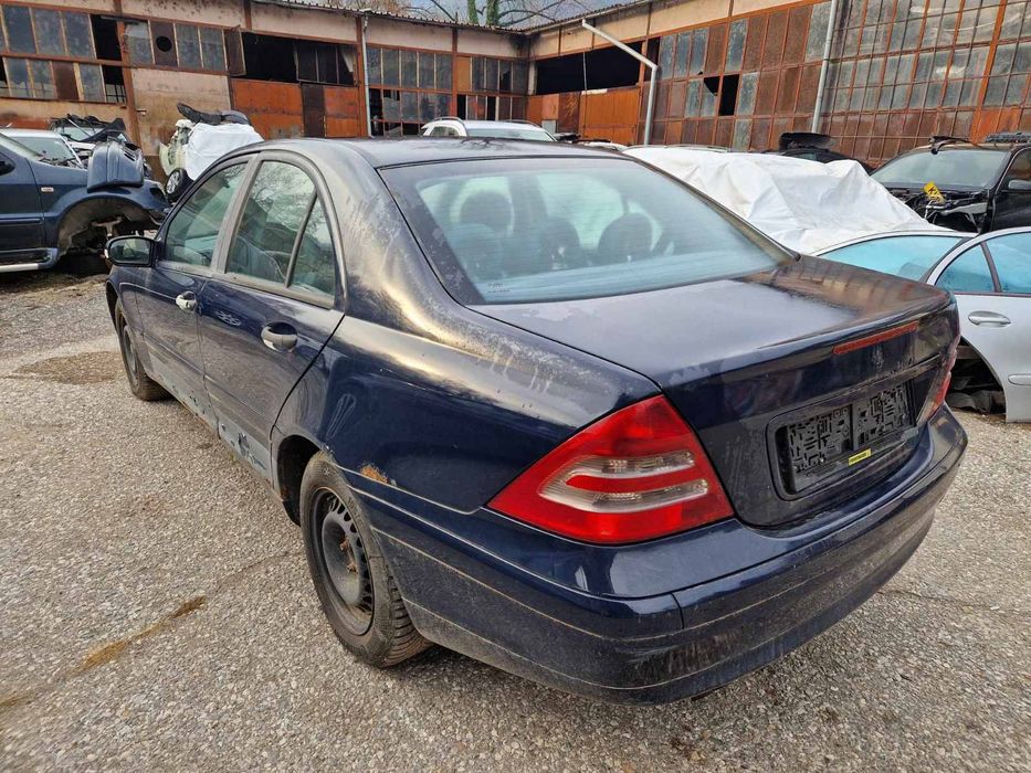 Mercedes W203 C200CDI 116кс ксенон ръчка седан НА ЧАСТИ!
