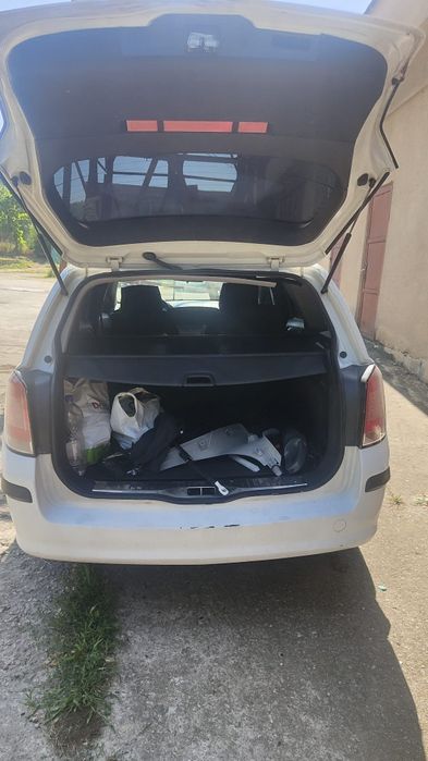 Vînd Opel Astra h