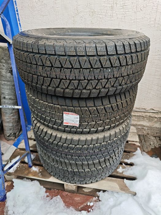 Зимние шины Bridgestone Blizzak DM-V3 275/65 R17