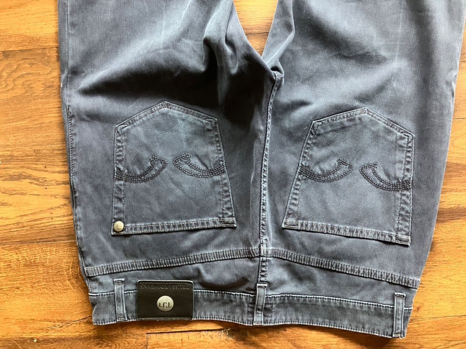 TRUSSARDI мъжки джинси ОРИГИНАЛНИ индиго размер UK 33