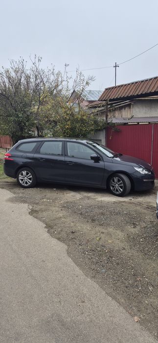 Peugeot 308 1.2 turbo benzina