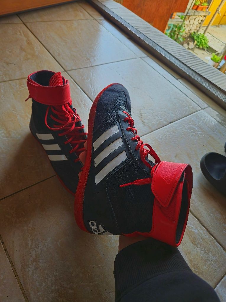 Борцовки Adidas Combat