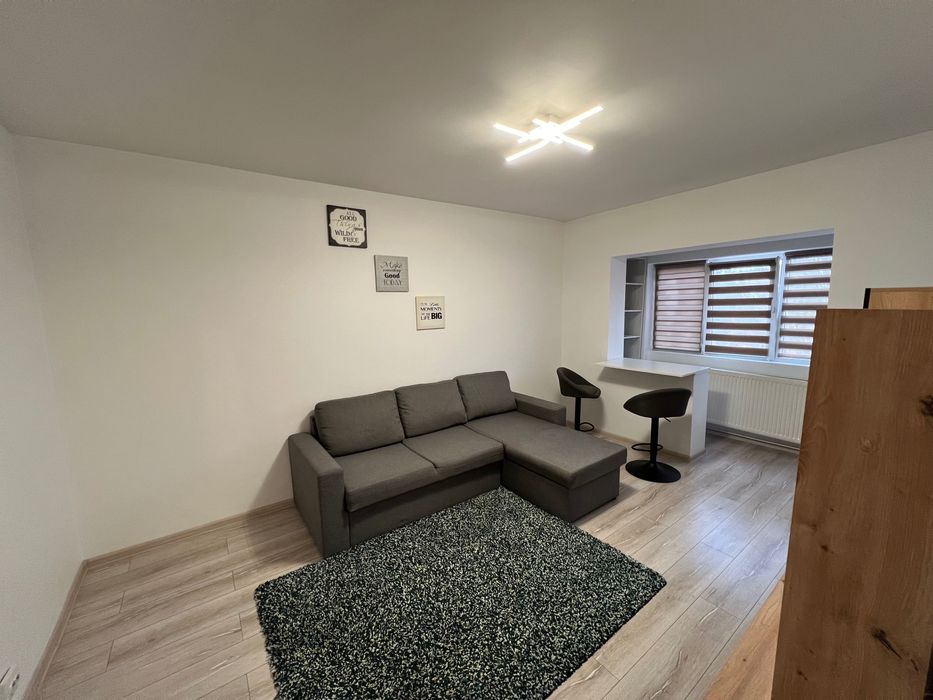 Garsonieră 30 mp de închiriat