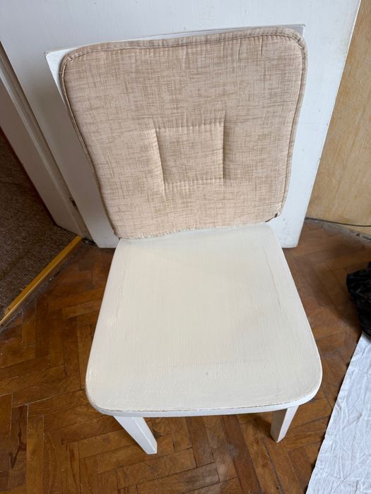 Кухненски столове