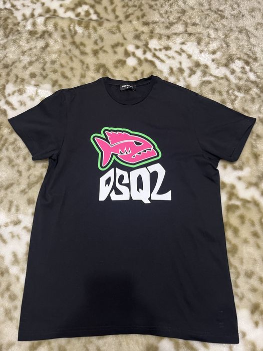 Продавам тениска на Dsquared2