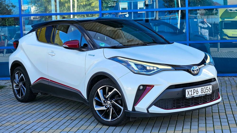 Toyota C-HR piele ,camera,audio jbl,bi-tone..motor 2000. hybrid