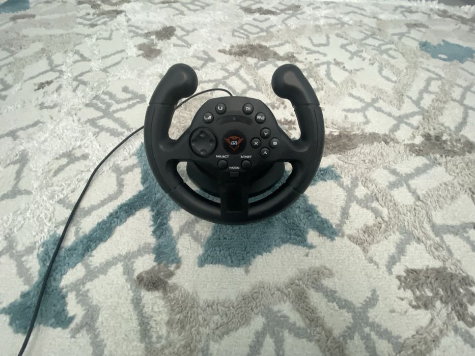 руль gxt trust 570 с педалями и еще джойстик trust gxt 550
