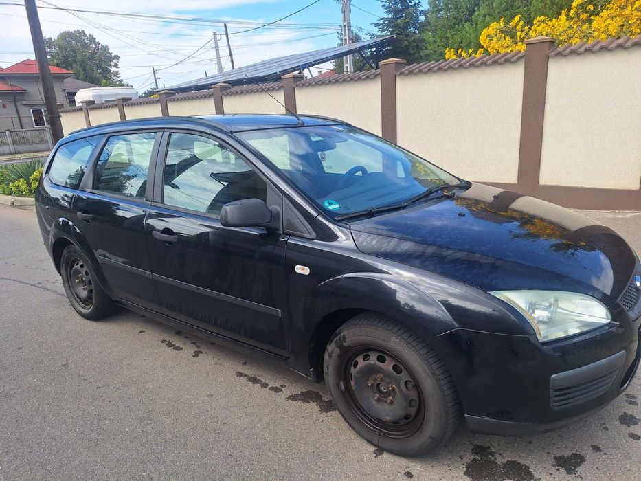 Vand Ford focus 2  1.6 benzina