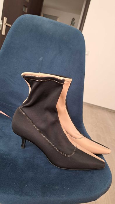 Ghetute Zara stil șosetă mărirea 37 aproape noi