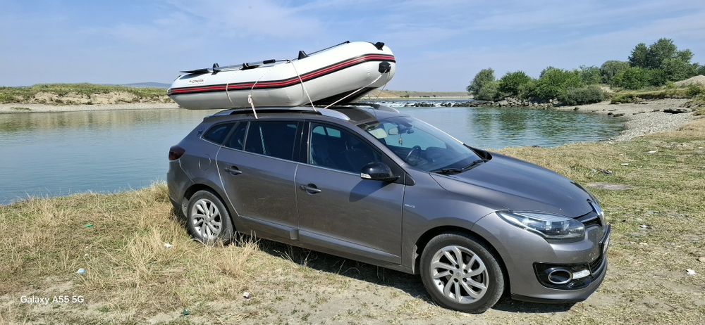 Barca gonflabila Kormoran  cu motor Storm