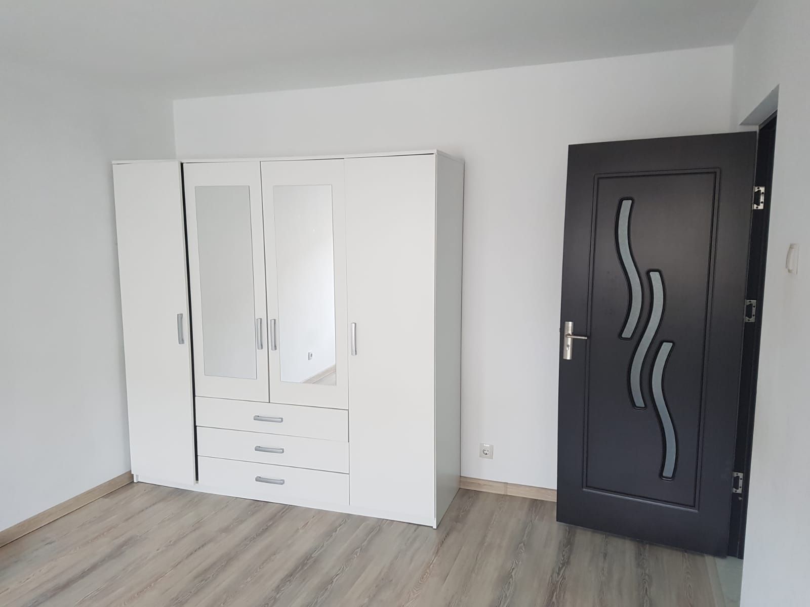 Închiriere apartament