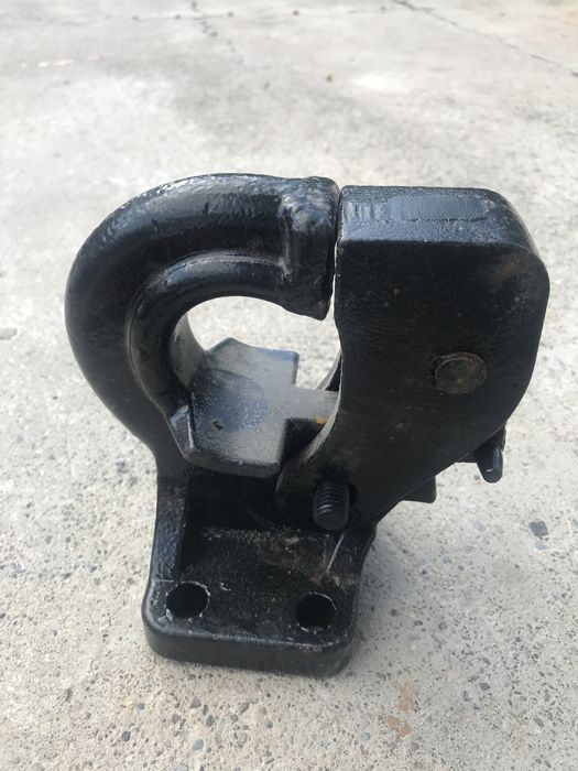 Фаркоп для машины,автомобилья