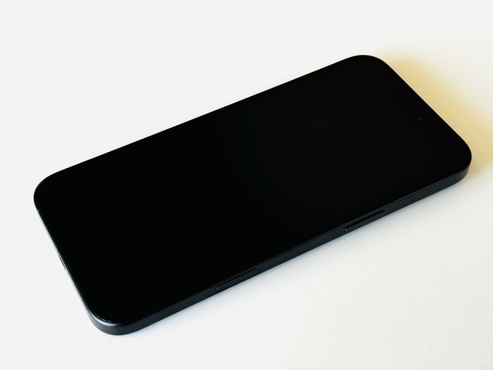 НОВ! Iphone 16 Plus 128GB Black Гаранция 1 година