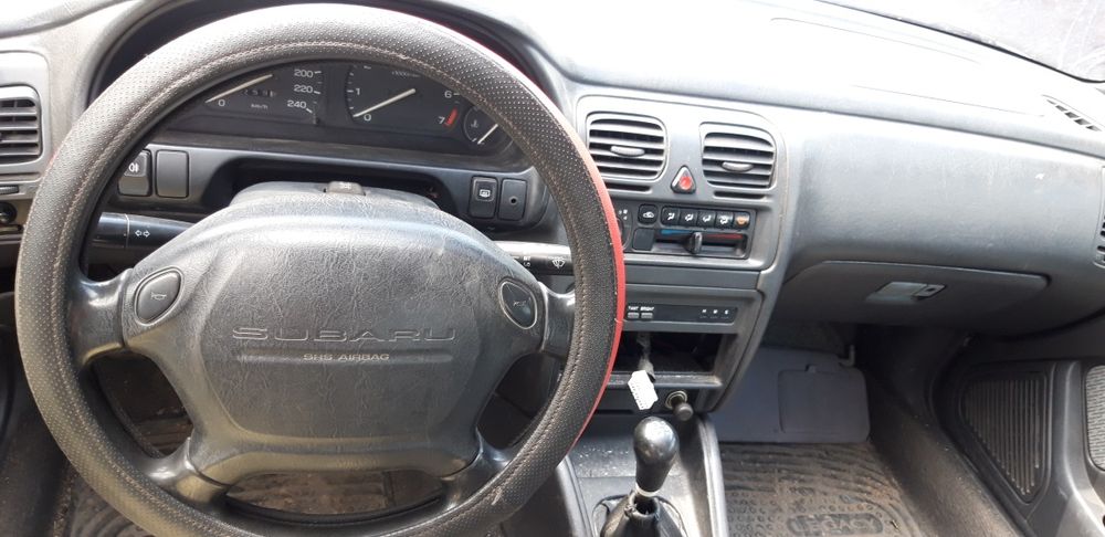 Subaru Legacy 2.0 боксер 1998