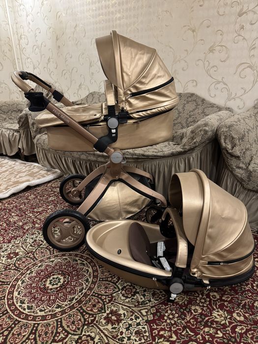 Коляска и для девочек и для мальчиков