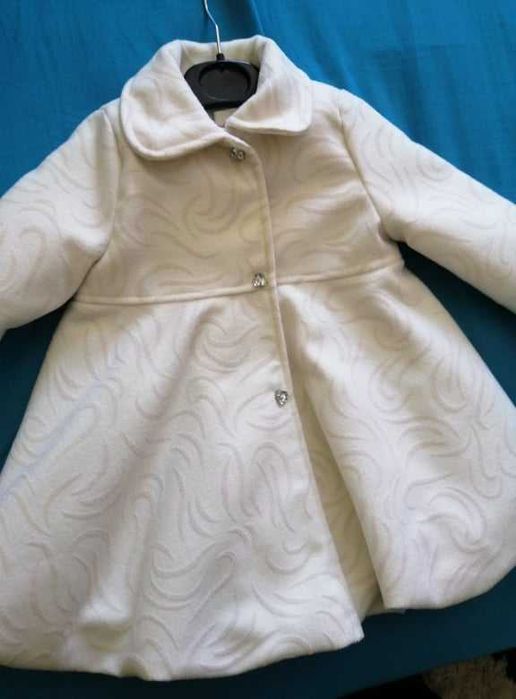 Palton elegant de toamna- iarna NOU ( marime 12Luni; 80cm)