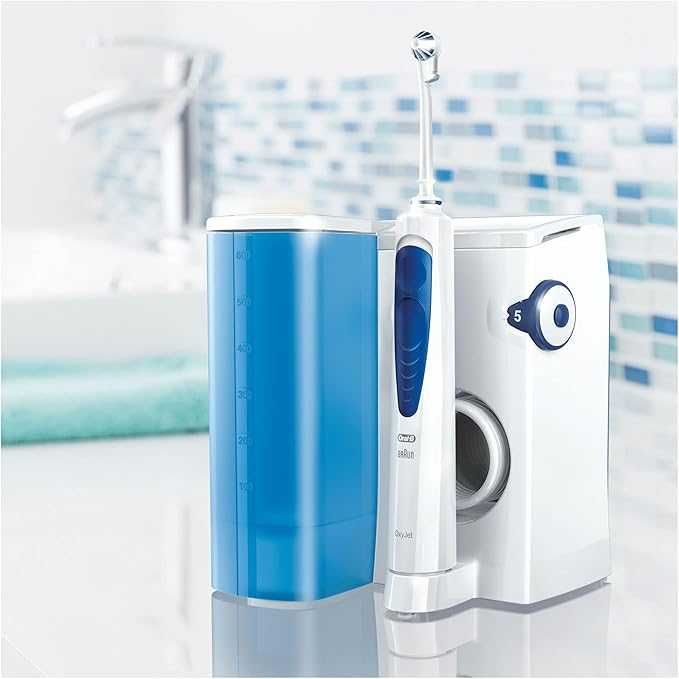 Зъбен душ Oral-B OxyJet технология 5-степенно водно налягане иригатор