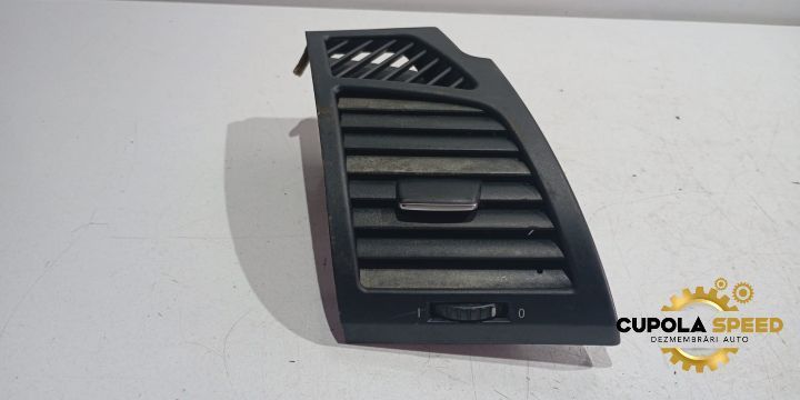 Grila aer bord stanga 705918813 BMW Seria 1 E87 [2004 - 2007]