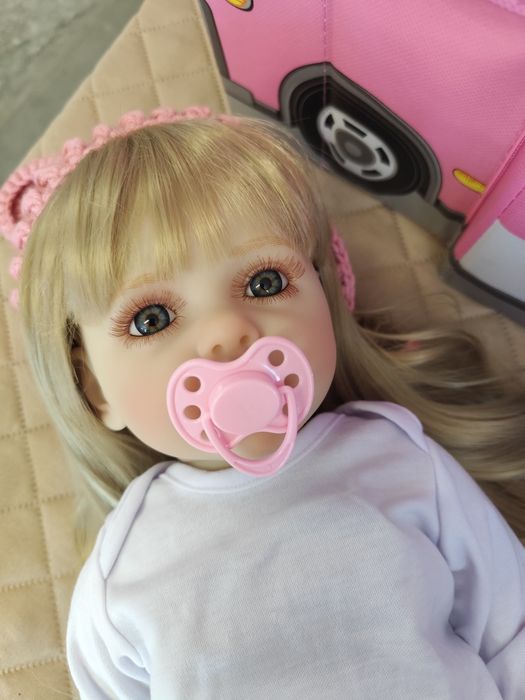 Нова реалистична реборн кукла, винилова, с дълга коса