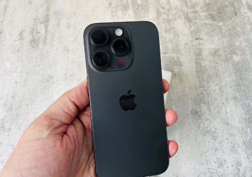 Iphone 15 Pro 256Gb с гарантией