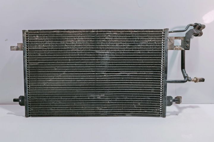 Radiator Clima 8D0260401G Volkswagen VW Passat B5.5 (facelift)