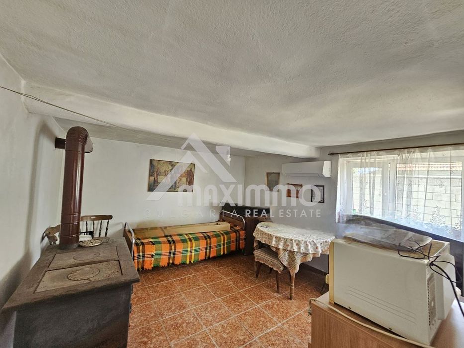 Продава се Къща в Варна, Галата - 58 кв.м за 3018 €/кв.м - Снимка #3